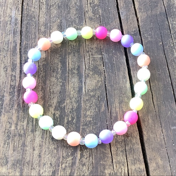 Handmade beaded bracelets - Picture 4 of 5